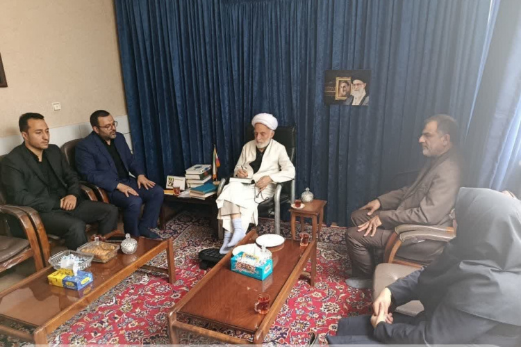 دیدار جهادگران جهاددانشگاهی استان مرکزی با نماینده ولی فقیه در استان
